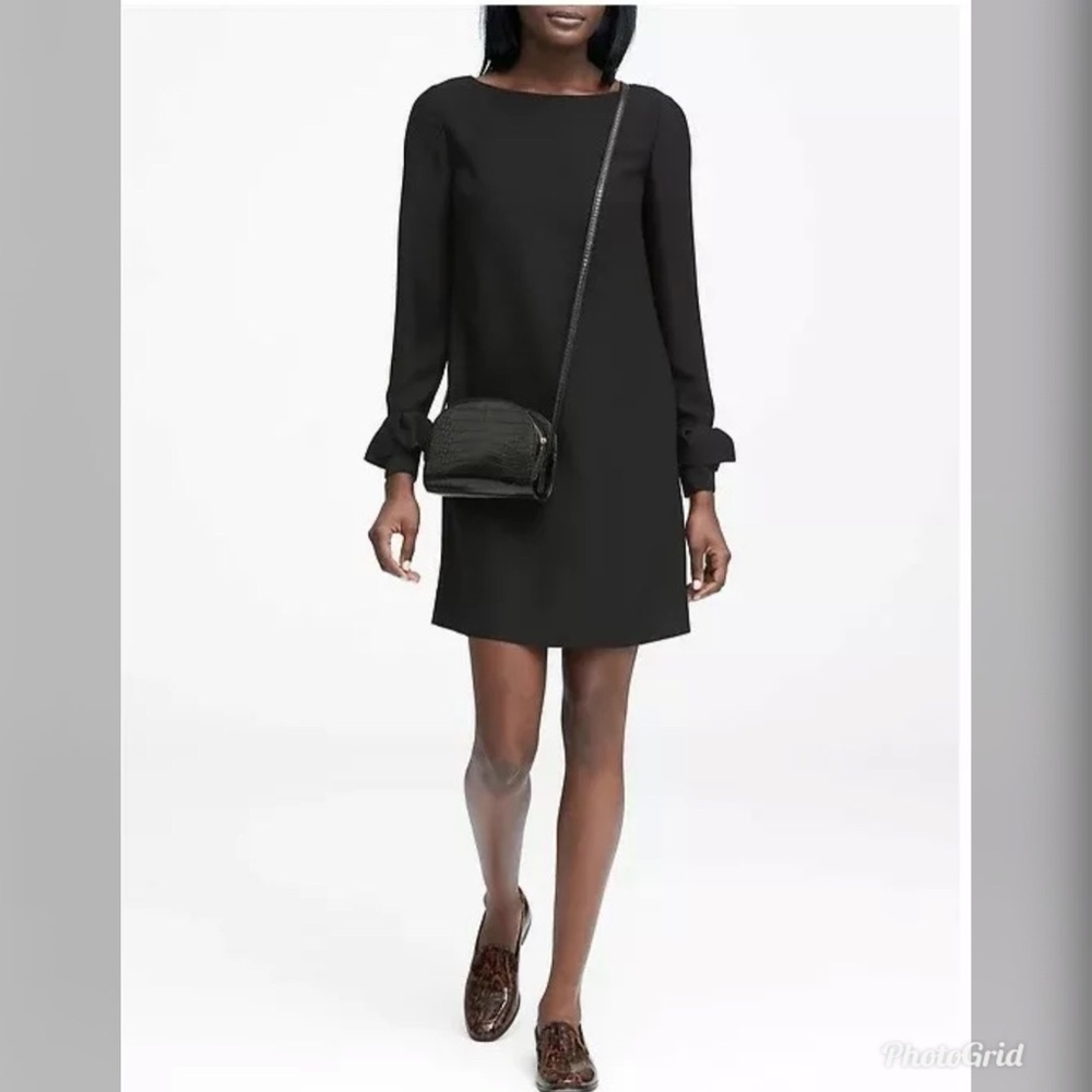 Brand new BANANA REPUBLIC black shift dress Size 2 - Picture 2 of 3